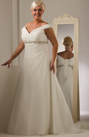 plus size beach wedding